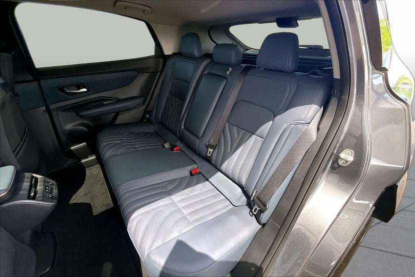 2024 Nissan Ariya - Image 19