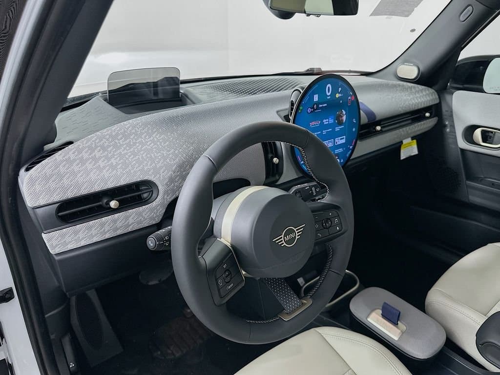 2026 MINI COOPER - Image 10