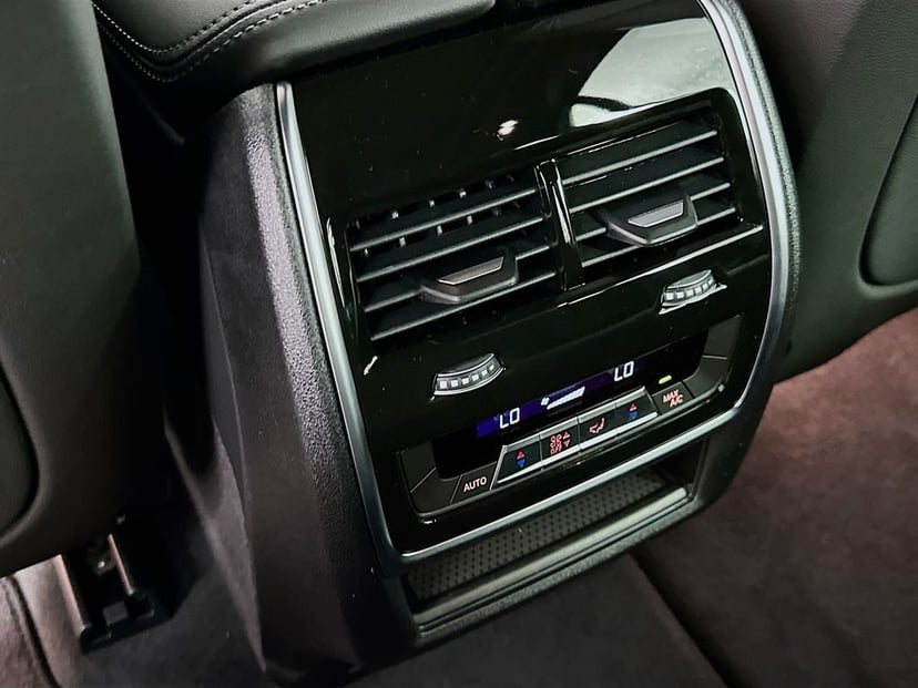 2026 BMW X5 - Image 18