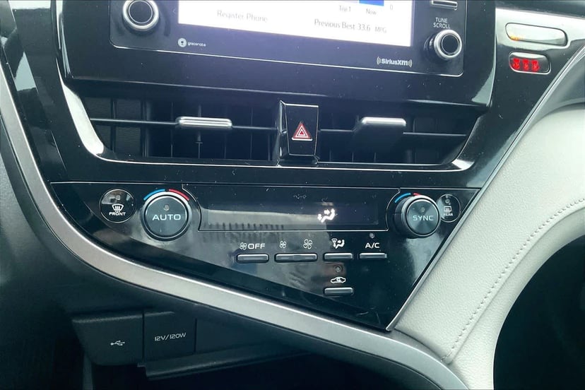 2024 Toyota Camry - Image 31