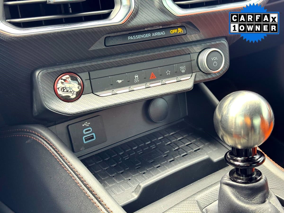 2024 Ford Mustang - Image 27