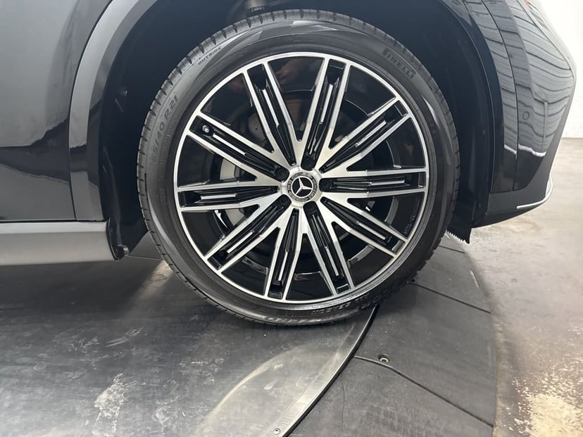 2026 Mercedes-Benz EQE - Image 9