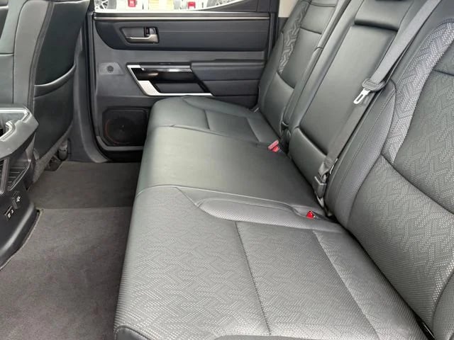 2023 Toyota Tundra - Image 31