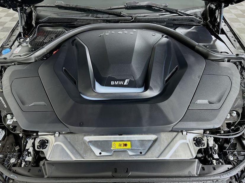 2023 BMW i4 - Image 31