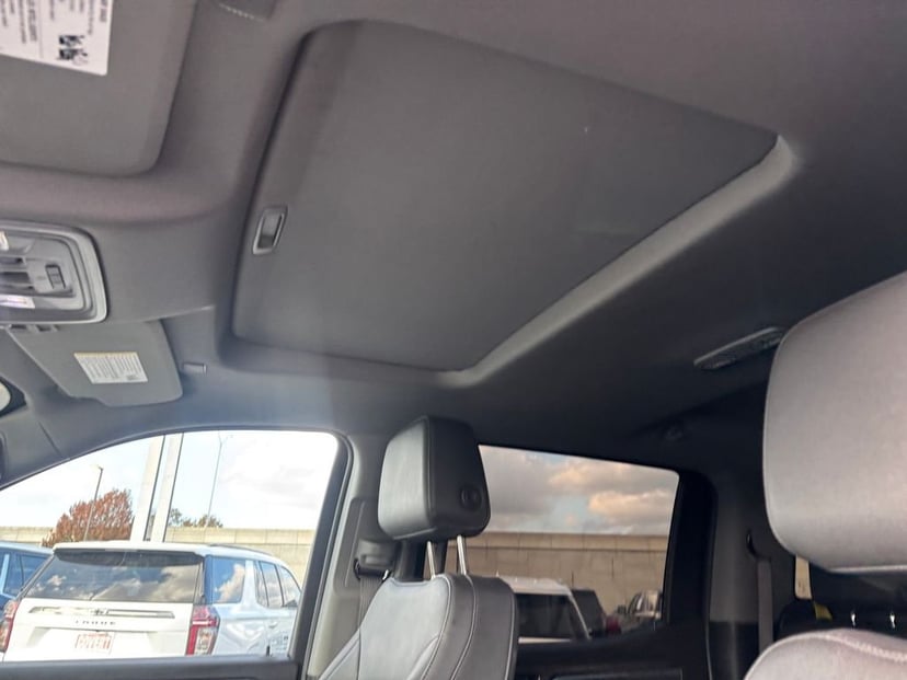 2025 Chevrolet Silverado 1500 - Image 10