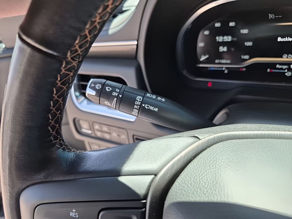 2022 GMC Yukon XL - Image 36