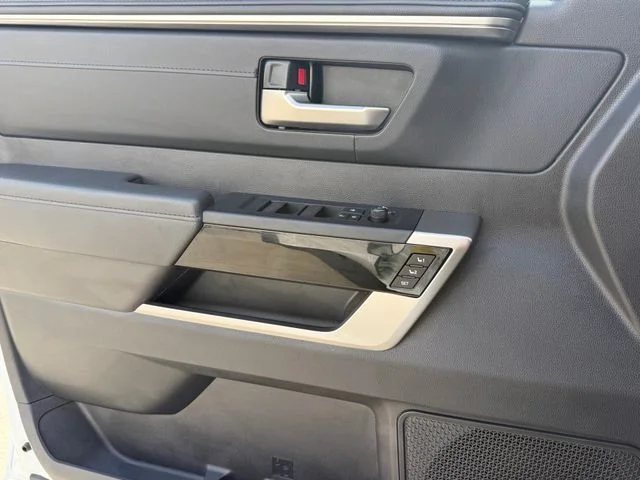 2024 Toyota Tundra Hybrid - Image 26