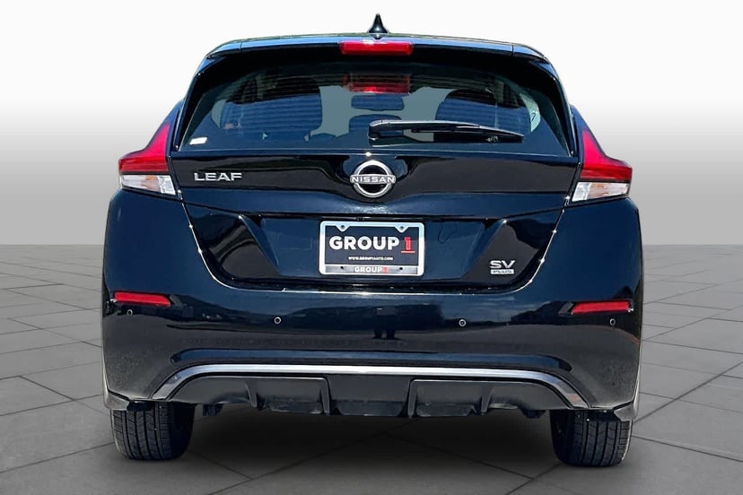 2025 Nissan LEAF - Image 3