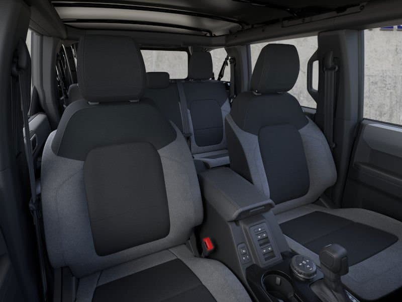 2026 Ford Bronco - Image 23