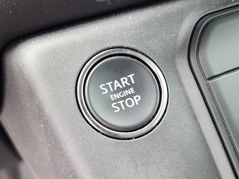 2026 LAND ROVER Defender 130 - Image 19
