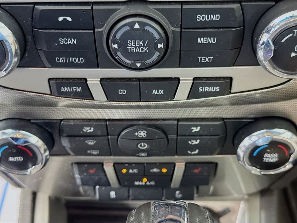 2010 FORD Fusion - Image 18