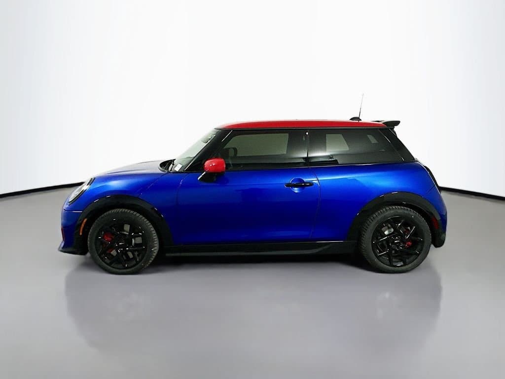 2025 MINI John Cooper Works - Image 8