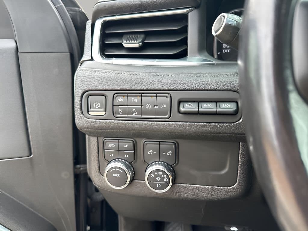 2021 GMC Yukon - Image 29