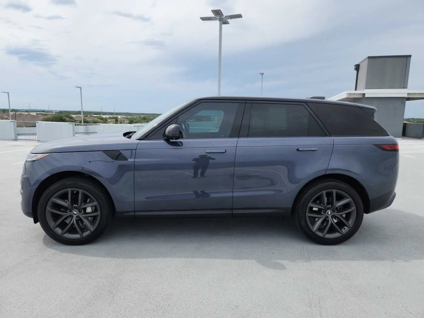 2024 Land Rover Range Rover Sport - Image 4