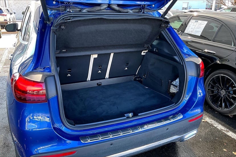 2025 Mercedes-Benz GLA 250 - Image 37