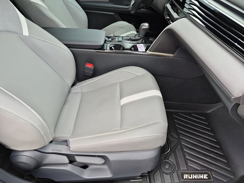 2025 Toyota Camry - Image 16