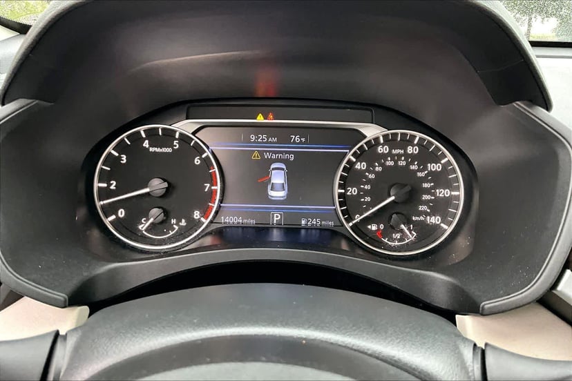 2023 Nissan Altima - Image 26
