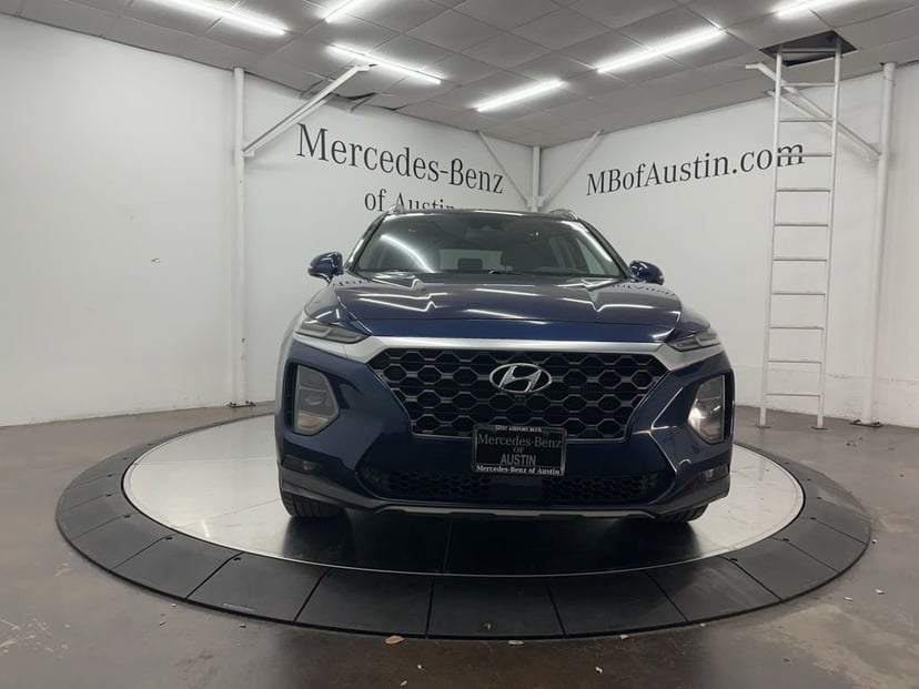 2019 Hyundai Santa Fe - Image 2
