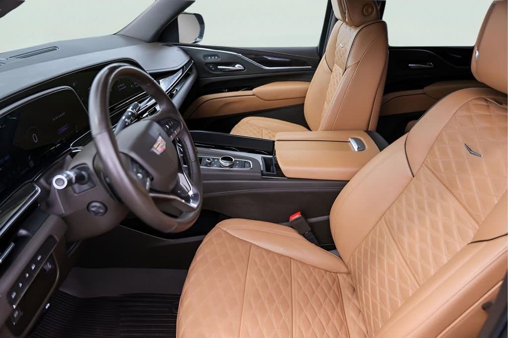 2021 Cadillac Escalade ESV - Image 12