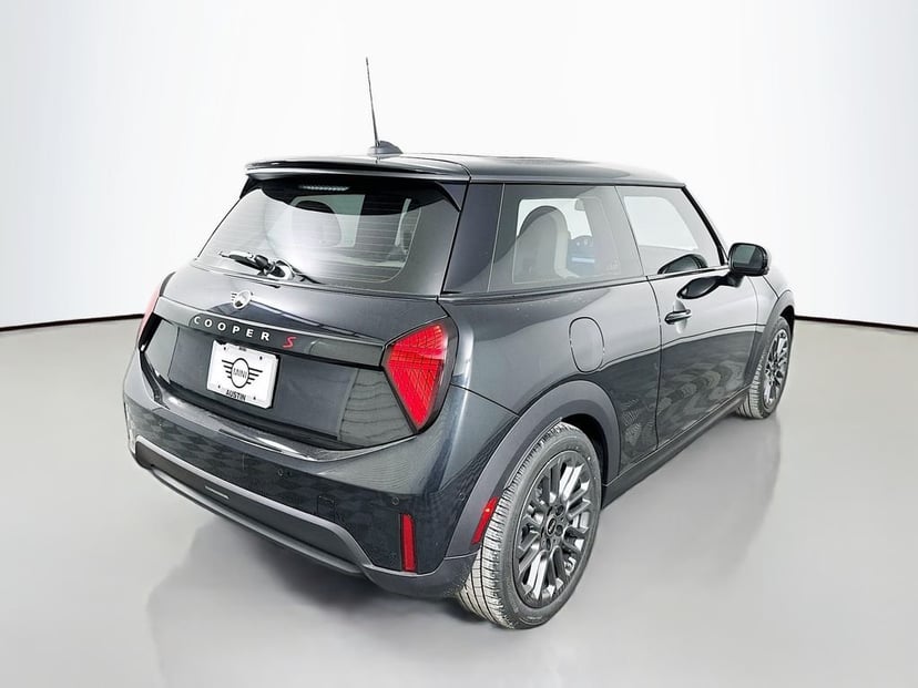 2026 MINI 2 Door - Image 5