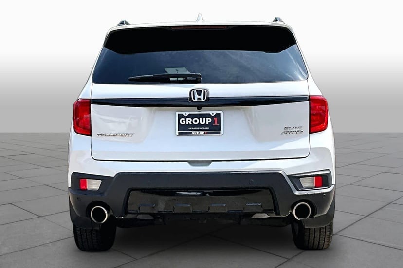 2023 Honda Passport - Image 5
