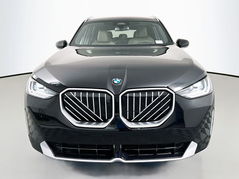 2026 BMW X3 - Image 2