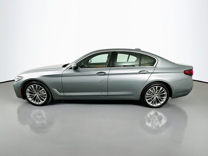 2023 BMW 5 Series - Image 8