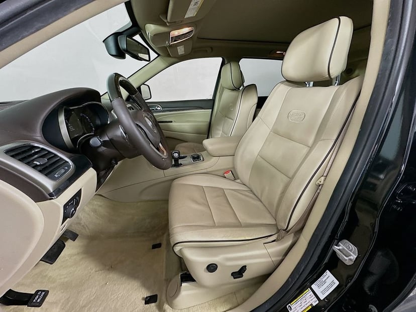 2014 Jeep Grand Cherokee - Image 21