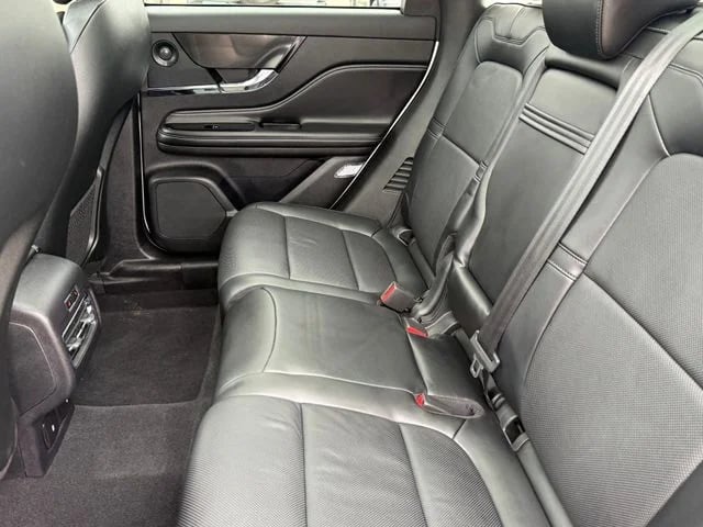 2023 Lincoln Corsair - Image 32