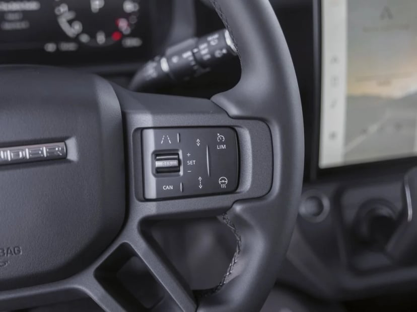 2026 Land Rover Defender 110 - Image 19