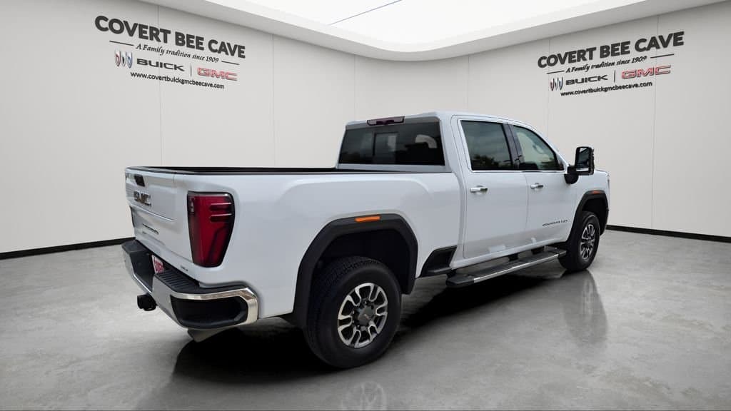 2024 GMC Sierra 2500HD - Image 9