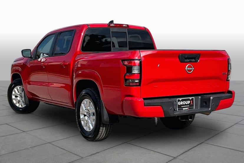 2022 Nissan Frontier - Image 12