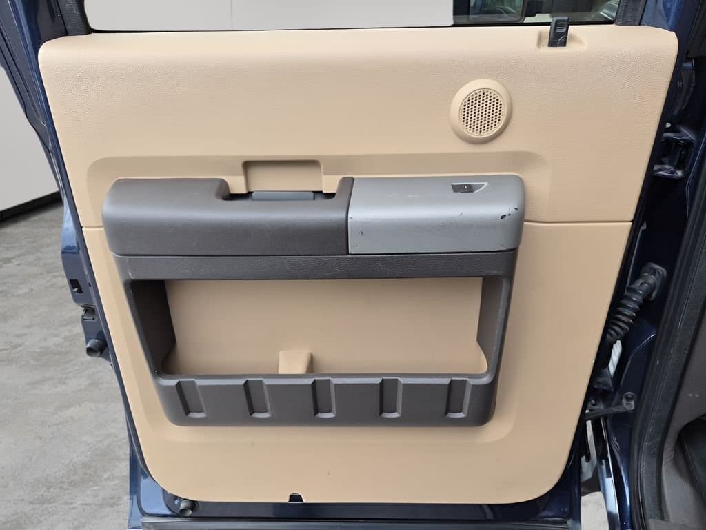 2015 Ford F-250SD - Image 17