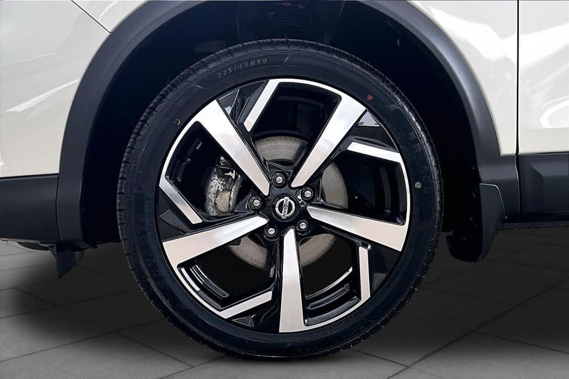 2022 Nissan Rogue Sport - Image 11