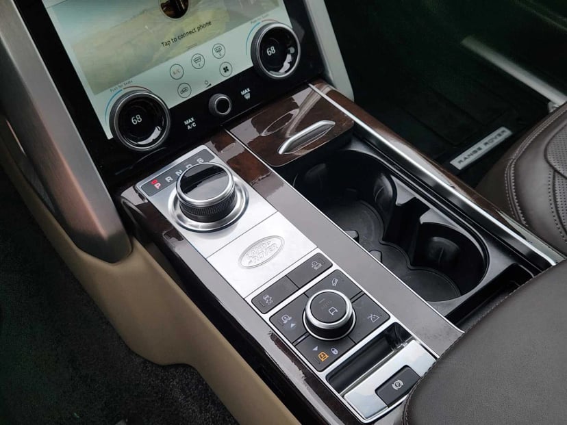 2021 Land Rover Range Rover - Image 21