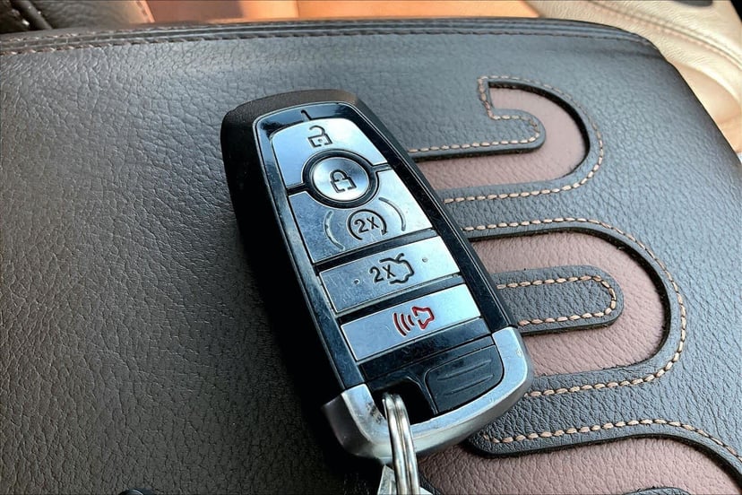 2021 Ford Explorer - Image 15