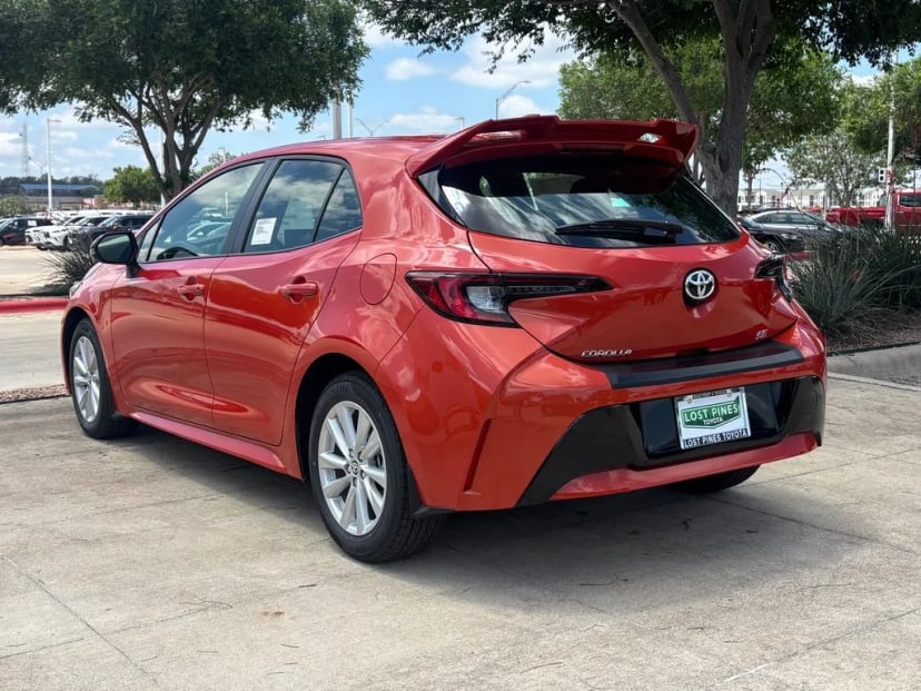 2026 Toyota Corolla Hatchback - Image 4