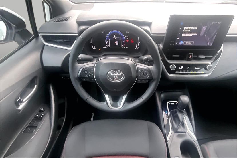 2026 Toyota Corolla - Image 6