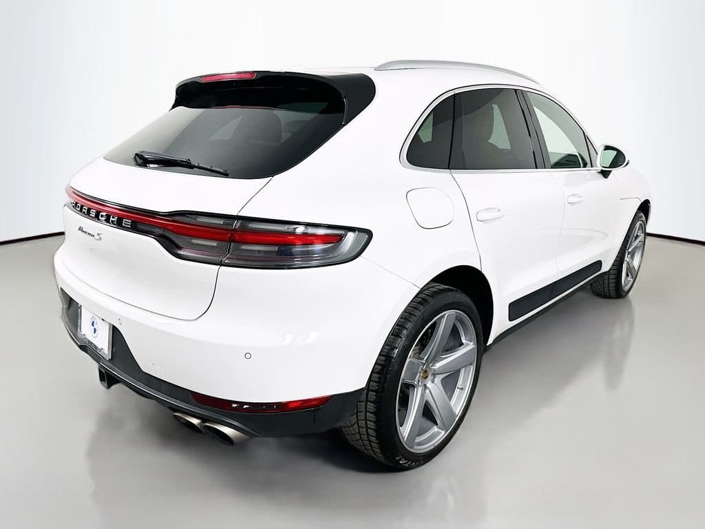 2020 Porsche Macan - Image 5