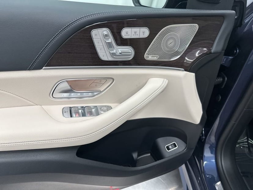 2026 Mercedes-Benz GLE - Image 38