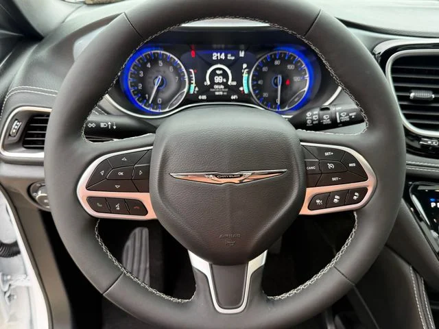 2026 Chrysler Pacifica - Image 14