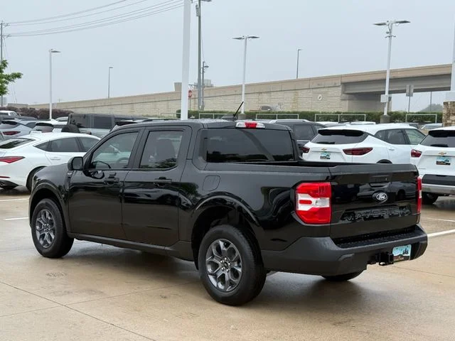 2025 Ford Maverick - Image 9