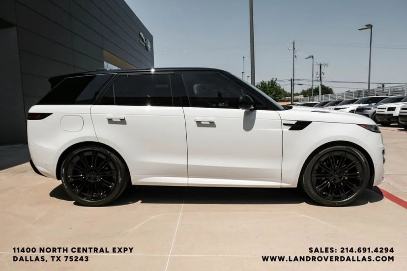 2026 Land Rover Range Rover Sport - Image 7