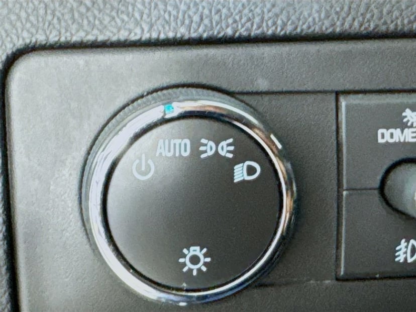 2012 GMC Yukon - Image 14