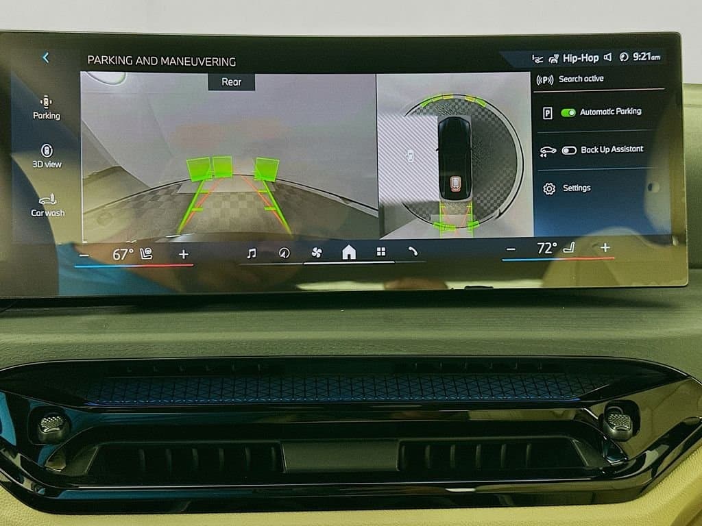 2026 BMW i4 - Image 13