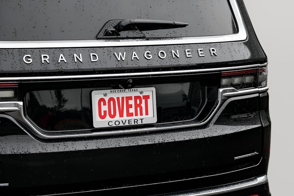 2023 Jeep Grand Wagoneer L - Image 21