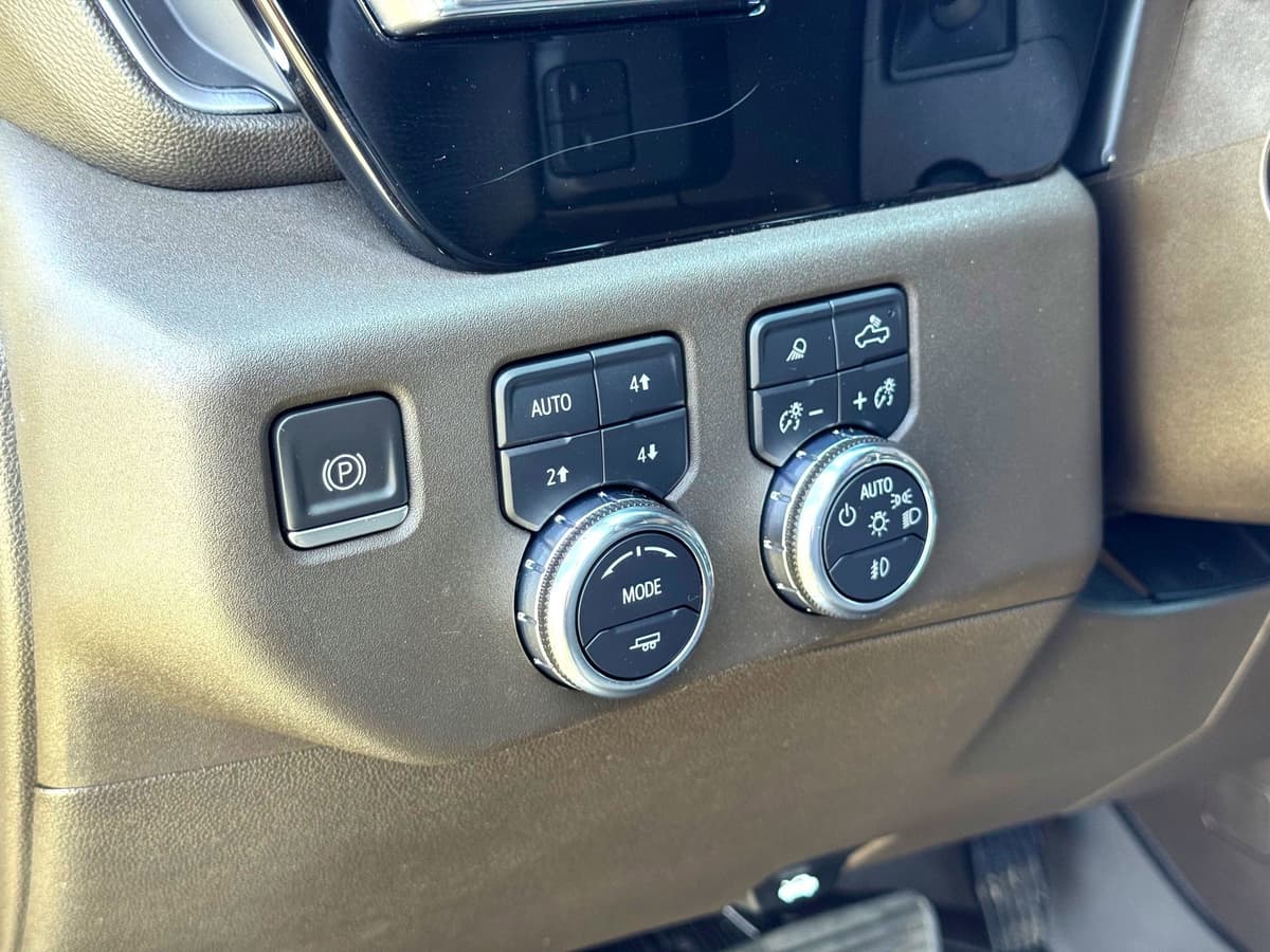 2023 GMC Sierra 1500 - Image 15