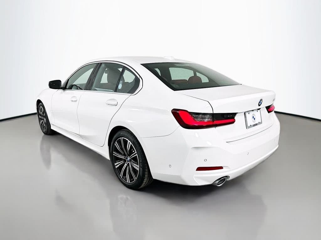 2026 BMW 3 Series - Image 7