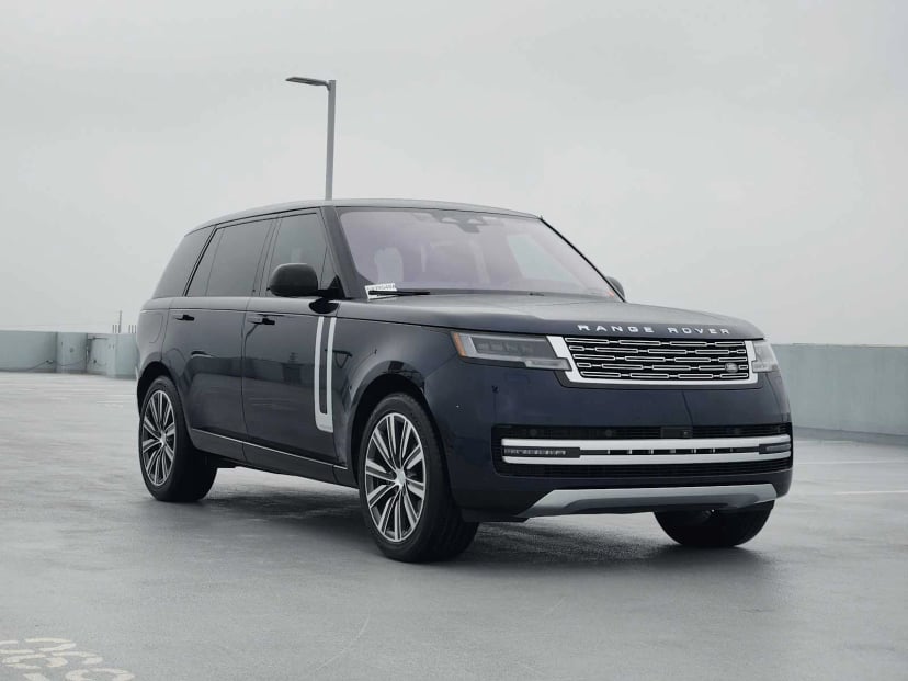 2023 Land Rover Range Rover - Image 3