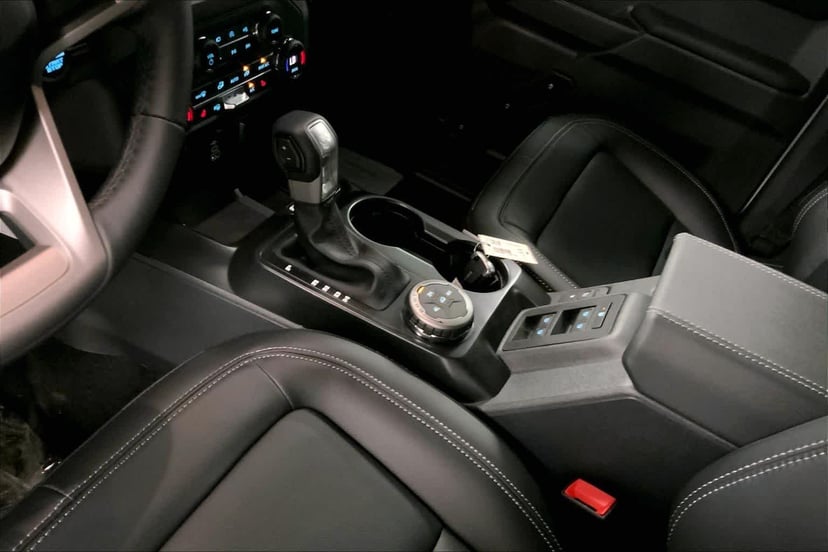 2026 Ford Bronco - Image 5